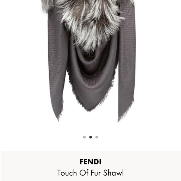 Fendi Touch Of Fur Scarf Factory Sale 